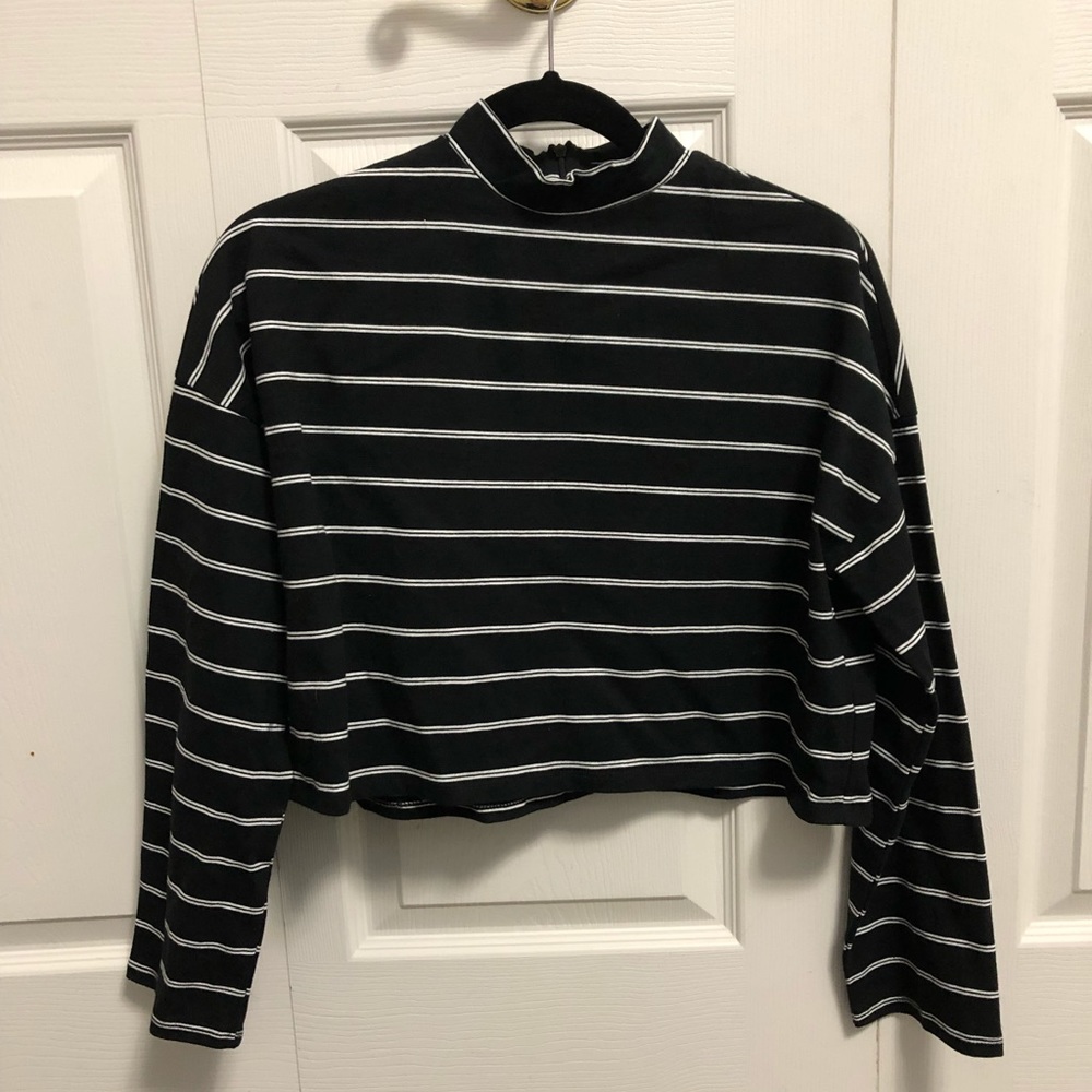 Cropped Mock Neck Tee NWOT